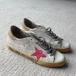 RARE Golden Goose GGDB/SSTAR pink and black sneakers 🖤 you are my sunshine